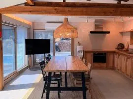 Halata Place Hyeopjae