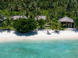 Baha Baha Villa Sailo Hts Mentawai Hollow Trees, hotelli kohteessa Katiet