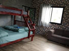 Bigland Homestay, hotel em Bang Sare