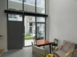 Modern Loft mit Terrasse