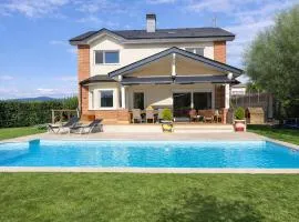 Catalunya Casas Charming pool villa near Barcelona - Walk to shops