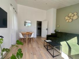 Grand Lodge, Hotel in Pierrevert