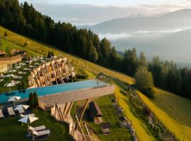 발도라에 위치한 호텔 Hotel Hubertus