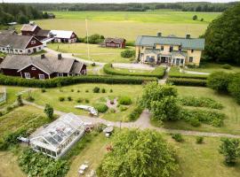 Kansjerf Gård, khách sạn ở Bromarv
