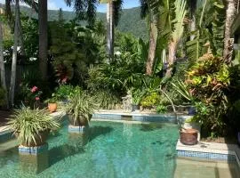 Luxury Suites Palm Cove