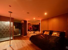 Shiny Cloud Love Room, готель у місті Ліму