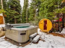Mountain lodge with hot tub game room and home theater