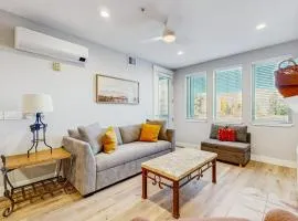 Mountain retreat with fireplace hot tub pool & fitness room