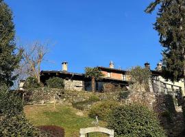 Locanda Motto del Gallo โรงแรมในTaverne