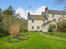 2 Bed in Crickhowell oc-bn052