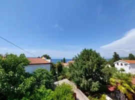 Apartment Marohnić