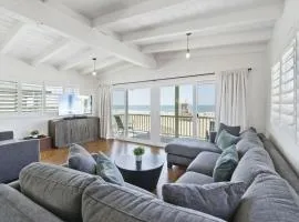 Beachfront Bungalow with Stunning Ocean Views- 3600 home