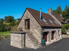 2 Bed in Brecon oc-bn077, hotel en Llandefaelogfâch