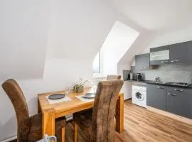 EasyStay Apartment - by myNests