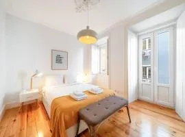 GuestReady - Trendy 2-bed flat w/ seaview in Lapa