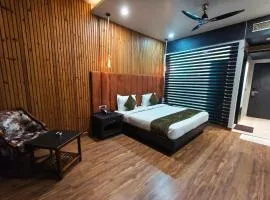 Hotel Tushar Elegant