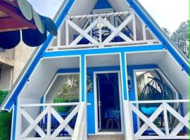 The colorful seaside cottages of Grigoleti, hotel a Grigoleti