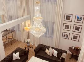 American Dream Villa, Hotel in Łazory