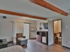 Maplehurst Motel、Tunkhannockのホテル