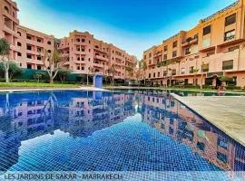 résidence privée avec piscine & parking