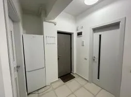 Apartament cu 2 camere decomandate