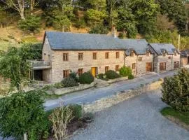 8 Bed in Llanigon oc-bn241