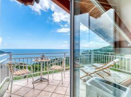 Villa Luce del Sol with Pool, hótel í Alassio
