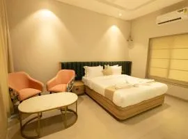 SpicyMango Florea Resort
