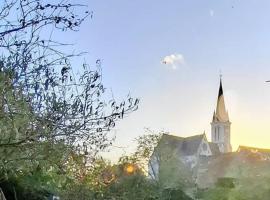 Independent studio with access to Grand Stade & Grand Palais, hotel a Bouvines