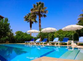 Ovacıkda sessiz sakin korunaklı özel havuzlu villa, hotel v destinaci Ahatli