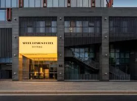 SFEEL Design Hotel (Hangzhou Xihu Wulin Square)