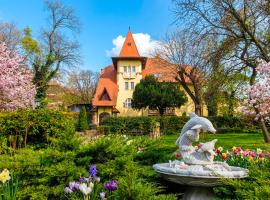 Fried Kastély Hotel Simontornya, viešbutis mieste Simontornya