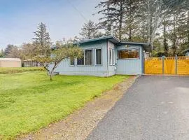 Spacious coastal property with separate living quarters wood stove & grill