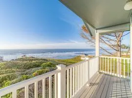 Dog-friendly ocean view home with WiFi remote work spaces and washer&dryer