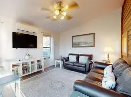 Ocean view retreat with nautical interior pinball machine grill games & AC