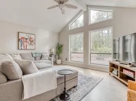 Spacious Mountain Home with Decks Firepit Grill Wood Stove W&D & Free WiFi
