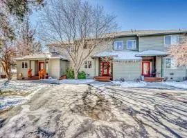 Two-story townhome on Ridge Golf Course with pools hot tubs gyms tennis