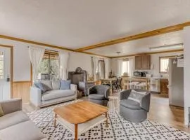 Recently updated in 2024-Large dog-friendly home with covered deck