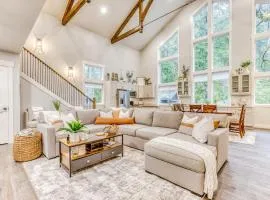 Inviting home with fireplace sauna full kitchen & W&D