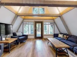 Dog-friendly A-frame near the river with game room firepit wood stove & grill