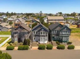 3 stunning water-view homes 1 block from beach with new hot tub-walk to Coast St