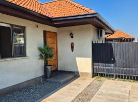 Casa Residencial I Las Rastras San Valentín - RENTCOVAC - Factura Inmediata, hotel i Talca