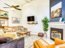 Dog-Friendly Condo Steps from the Village with Balcony WiFi & Gas Fireplace