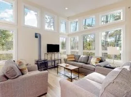 Gorgeous home with a gas grill kitchen washer&dryer patio & gas fireplace