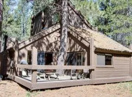 Sleek home with private hot tub & SHARC access - dog-friendly