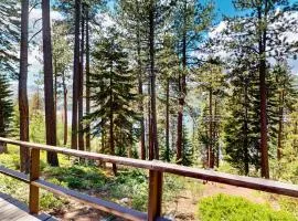Romantic Cabin Escape on Fallen Leaf Lake Dog Fiendly