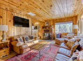 Cozy pine interior home in the heart of Government Camp