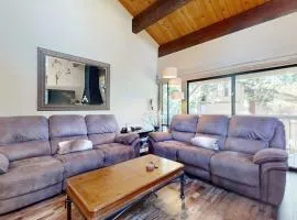 Luxe All-Season Escape - Pool Sauna Tennis - Near Kings Beach & Ski Resorts