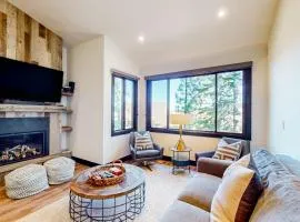 Ski and Ski Out Designer Condo With a View