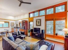 Tranquil Mid-Century Artist's Retreat with Deck & Patio - Walk to the Beach & Town